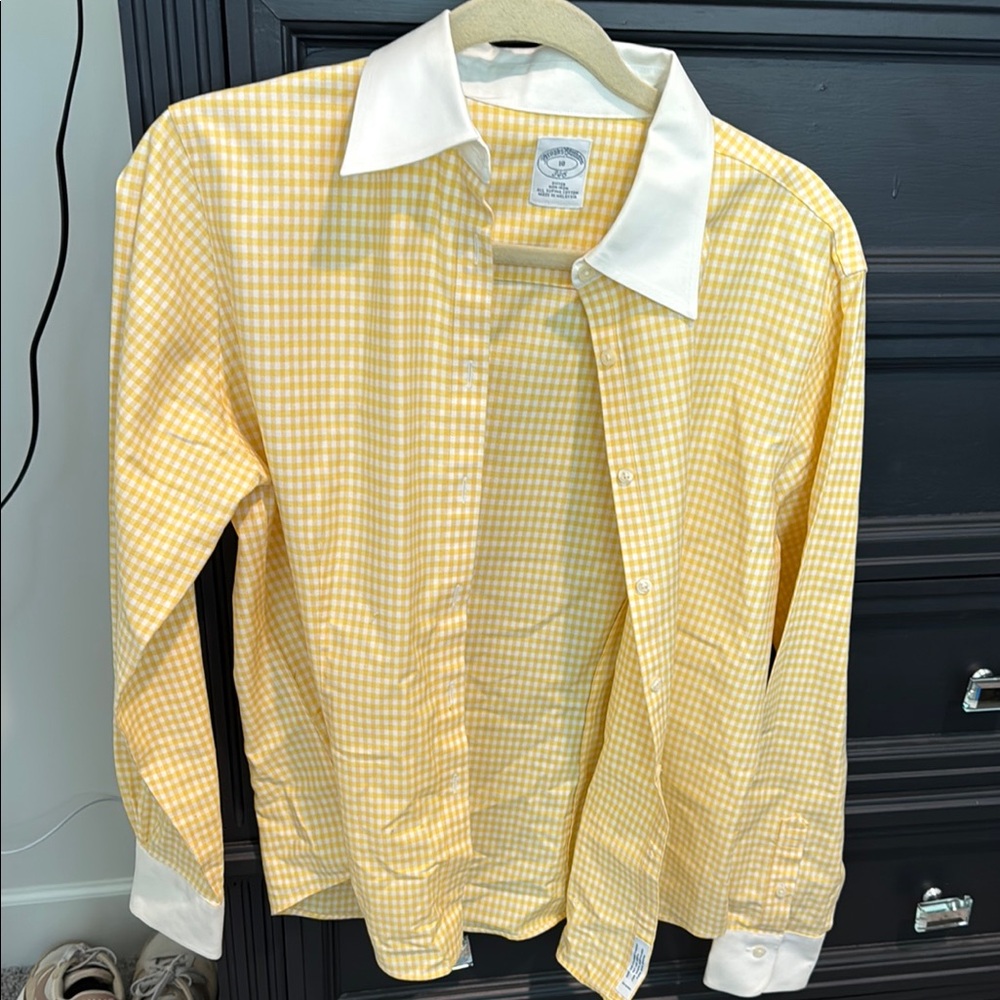 Brooks Brothers Yellow and White Casual Button Down Shirt
